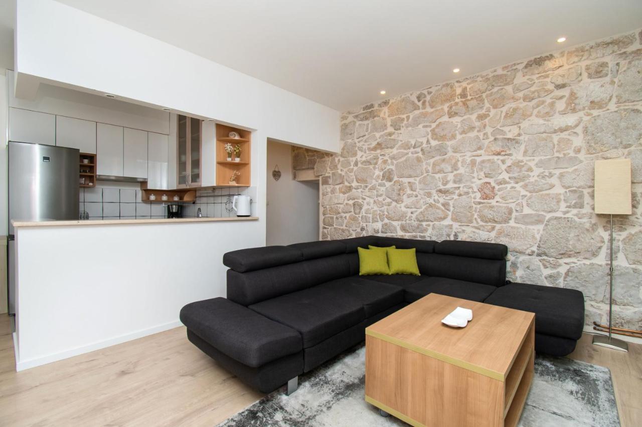 Apartment Julija Vodice Buitenkant foto